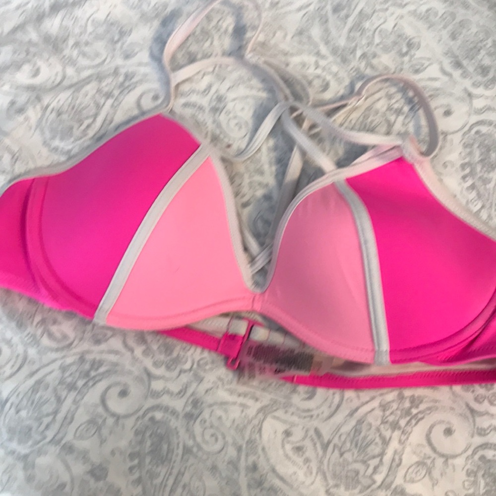 NWOT Victoria’s Secret pink bikini top